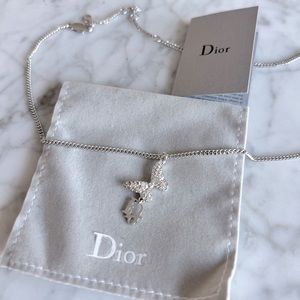 Beautiful DIOR Butterfly Necklace 🦋